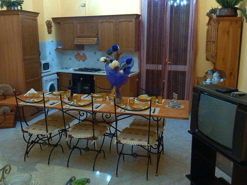 Apartamento Happy House Wifi Free Bici Free Avola Exterior foto